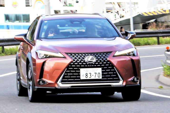 uUX300hv́A͋炩ȉ͍DۂȂ̂Aݍ񂾍ۂ̃GŴȂ肪XCɂȂ