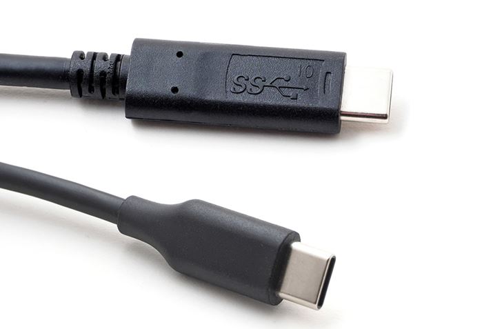 M҂LĂ2{USB Type-C P[uBUSB PDɑΉĂ܂Ad͋̎dl͈قȂĂ܂BȂAقǐ܂AUSB 3.2 Gen2ŉUSB 2.0ƃf[^̓]xłႢ܂