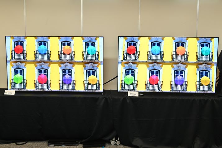 2023NfuX95Lviʐ^jƁuBRAVIA 7v̔rB掿ʂ́uX95LvɂȂ߂ۂ