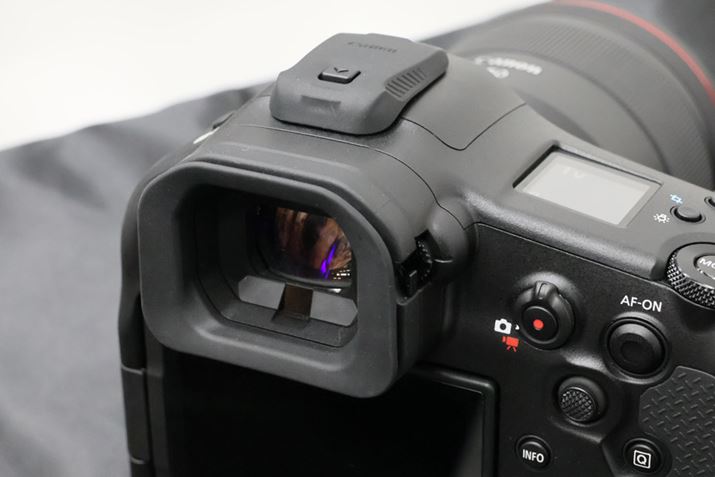 944hbg/{0.9{̍\EVF𓋍