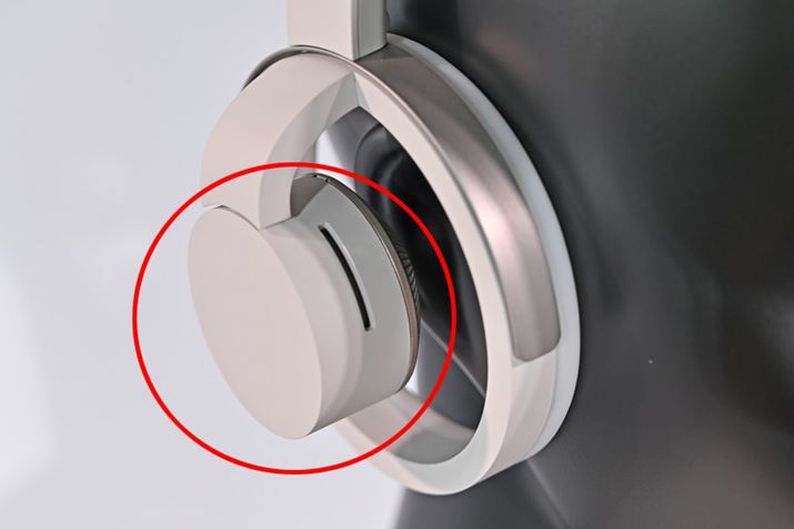 unwm ONEv͉~`̃C[pbhŎ͂悤ɑBԂ͂̊ۂXs[J[