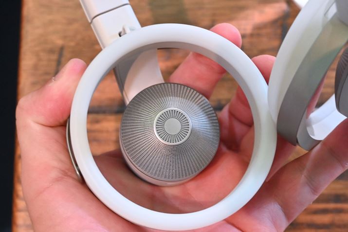 cC[^[hCo[ƃE[n[hCo[͓zuBXs[J[Õp^[́ÃcC[^[hCo[ƊÕE[n[hCo[ꂼ̓ɍ킹ĕςĂ邻