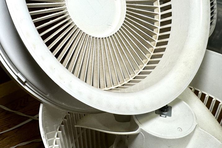 t@K[hɃzRԂĂė܂Aꂪςݏd˂Ăǂǂ񉘂ĂĂ܂܂cc