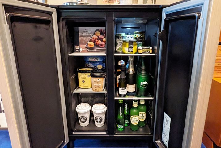 čⓀAE①ƁAɓcɕA{ł͒CAEguSide by sidev̗pBeʂ͗①44LAⓀ28LŁAhA|Pbg͂܂B①ɂLEDɓtĂ܂