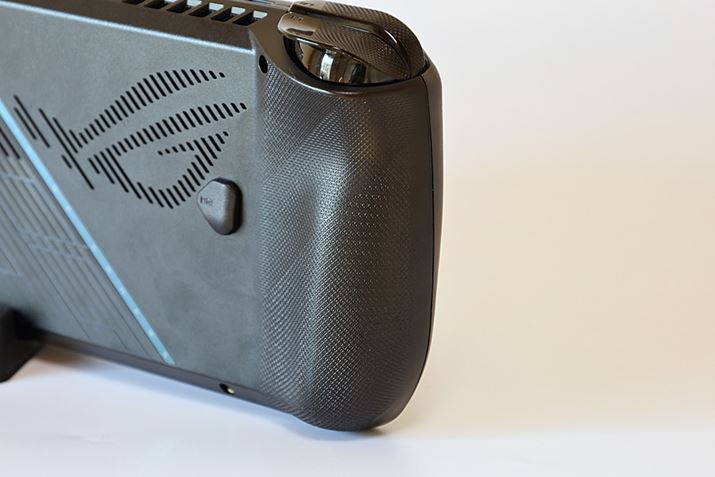 ObṽeNX`VȂAG肪悭ȂĂ܂BQ[ɔMĂŃx^ɂ̂ł