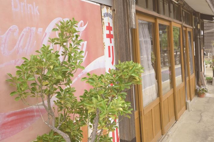 ǂ⓹HȂǂ́A΂߂烉CӎȂB邱ƂŁALpۂ؂܂Z fcANIKKOR Z 28mm f/2.8AF7.1A1/200bAISO100A+0.3EVAzCgoXFI[g1i͋CcjAsN`[Rg[Fh[