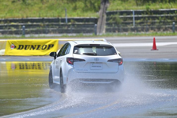 ܂ꂽeXgR[X̎ɂāAuVNEFU[ṽEFbgHʂ̋Ar̍ł