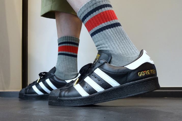 I[ZeBbNȃfUCŁAJWAAEghAX^C܂őlȃX^CɃtBbg܂