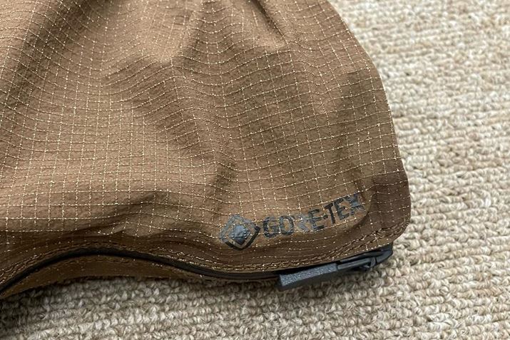 hɂꂽuGORE-TEXvu̗p邱ƂŁAV󎞂ɂV[YhCŉKȏԂɃL[vĂ