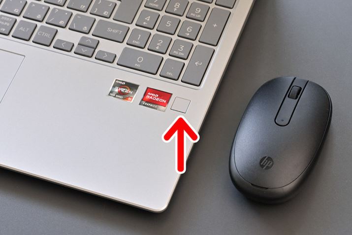 L[{[hEɁAƗwF؃ZT[𓋍ځBĂ΁AZT[̏ꏊڎ邱ƂȂwG܂BȂA{fɂ͕WBluetooth}EXt܂