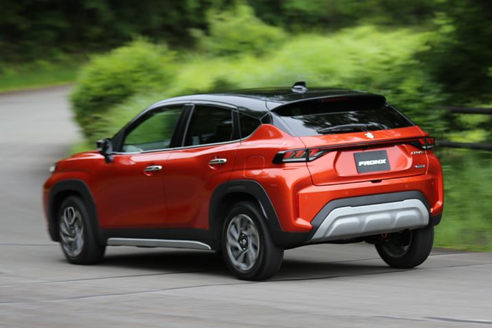 fȃGWƂꂽs萫ɂāAptł͂Ȃ̂̃CfBOy^]ł