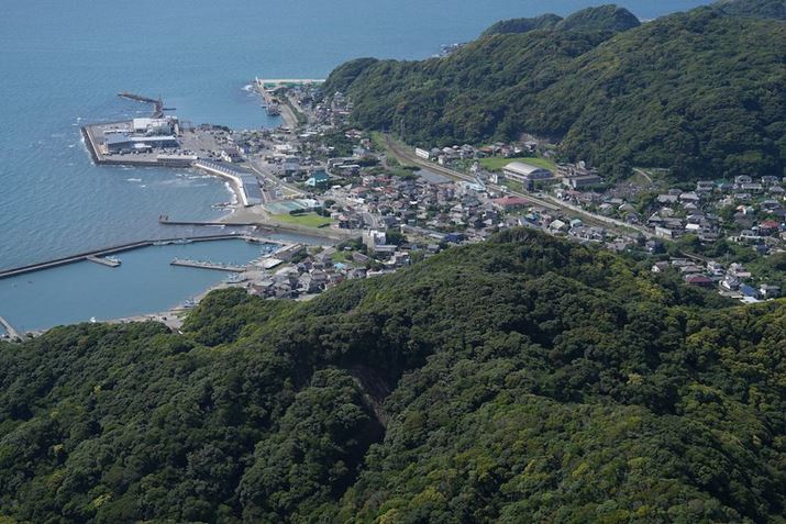 7R VAFE 24-70mm F2.8 GM IIA70mmAF2.8A1/2000bAISO100AzCgoXFI[gANGCeBubNFSTBeʐ^i9504×6336A30.0MBj