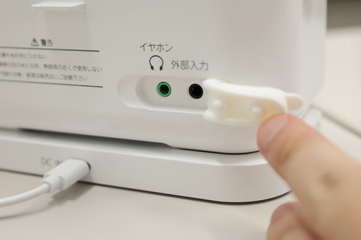 Xs[J[ɂ̓AiÓi3.5mmXeI~jjƃwbhzói3.5mmXeI~jj𑕔