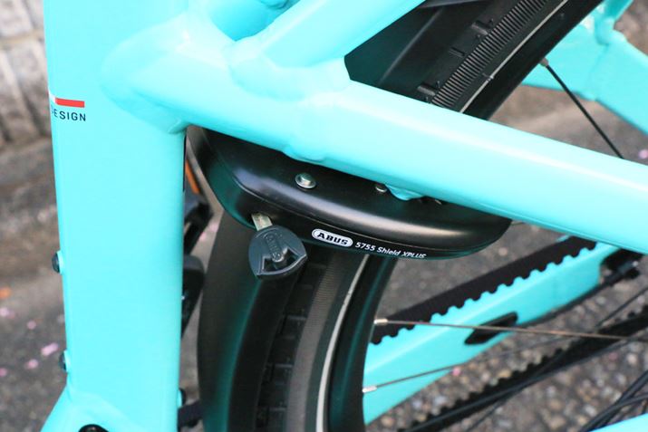 ALA̕ABUS̃T[NbNtĂ邢̂ŁAh~̌wȂčς