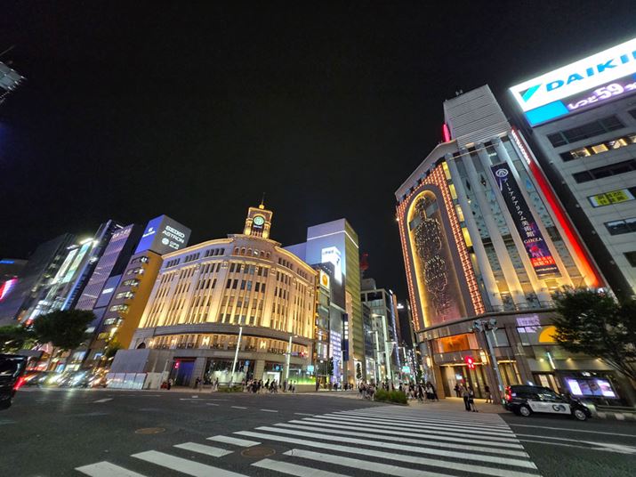 i𒴍LpJŎBe܂BRgXg߂̈ۓIȎʐ^yɎB܂