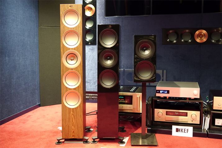 {LłKEF́uRvV[Y𒆐SɏЉ