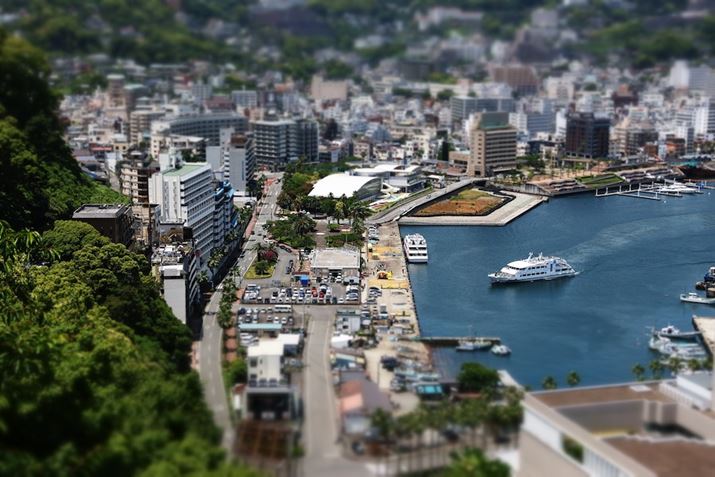 uNGCeButB^[v́uWI}vŔMCpBeBuEOS R7v10ނ́uNGCeButB^[vpł܂EOS R7ARF-S18-150mm F3.5-6.3 IS STMA35mmi35mmZ56mmjANGCeButB^[FWI}