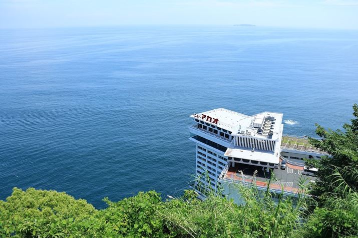 ォ猩zej[AJIBォ猩ƒfR[ȂłB̌Ɍ铇͏łEOS R7ARF-S18-150mm F3.5-6.3 IS STMA18mmi35mmZ29mmjAF4.5A1/500bA+0.7EVAISO100AzCgoXFziB2AG2jAsN`[X^CFi