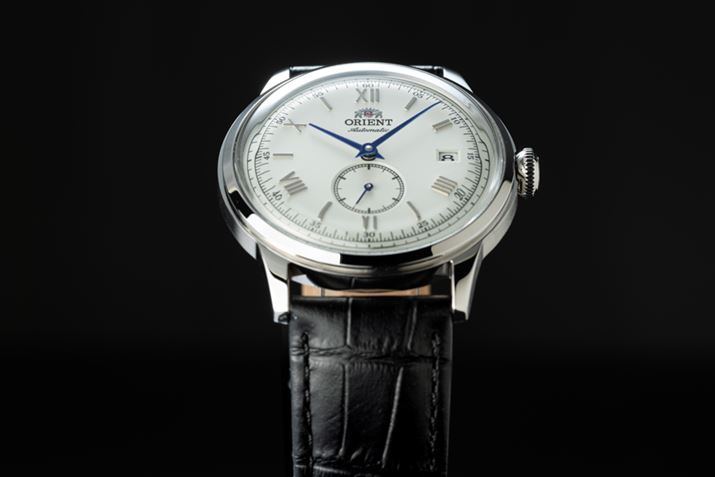 Ԃ̃P[XTCYɃ{x{bNX^h̑gݍ킹▭oX́uor[m 38 bjvBāuRN-AP0104Sviʐ^jł́AVo[Ƀu[jfăGKgł