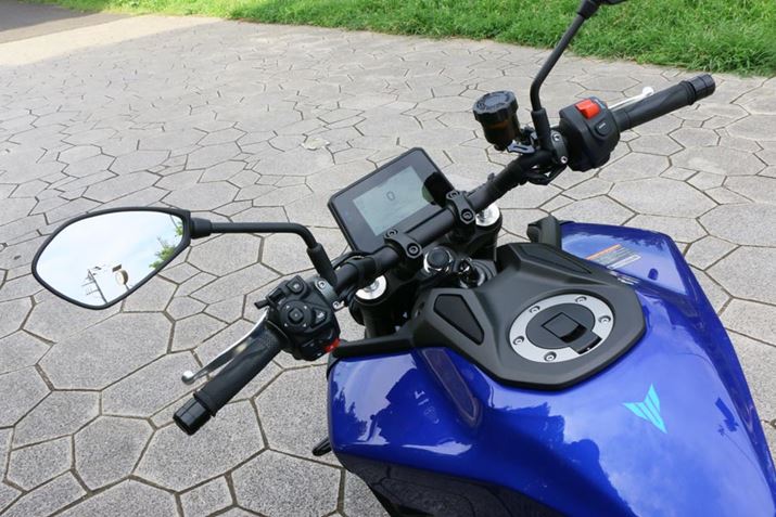 nhヂfƔׂĖ3.4cmႭȂAOXp₷Ȃ