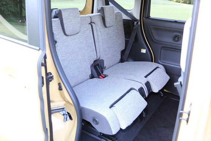 V^uXy[VAMAvɂ́AuIbg}v̂悤ȋ@\u}`[XtbvvȂɑĂi摜́uXy[VAv̌ȁj