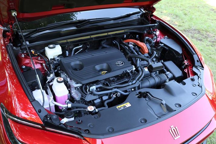 HEV2.5b^[4GW̍ōo͂186psAőgN221NmƁAPHEV177psA219Nml͂⍂߂