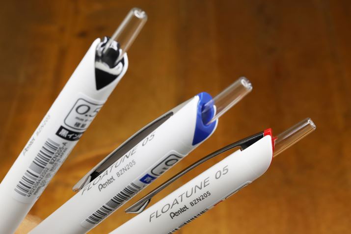 CN3FCAbvBJ[̓mbN̃p[cŔʂł܂