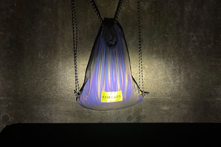 ]Ԃ̃Cg𓖂ĂԁBKxɃI[ɔ˂Ă̂킩܂i̍ӏ͎]Ԃ̃JSj