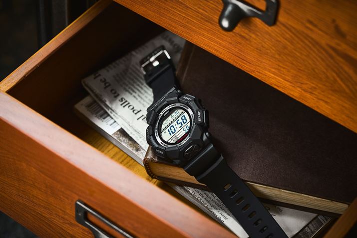 uGD-010v͘rvЂςɒpȂlɂ߁BƂ̈oɂ܂ςȂɂĂĂAobe[؂Ă邱Ƃ͂قڂȂ낤