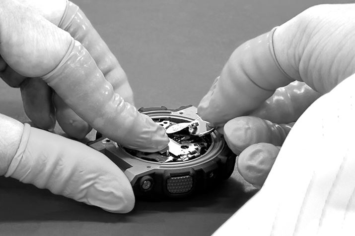 JVI̓drT[rX́ACZ^[ւ̑t̂قAő60őΉĂ鑋ł̃NCbNT[rXpӂĂ