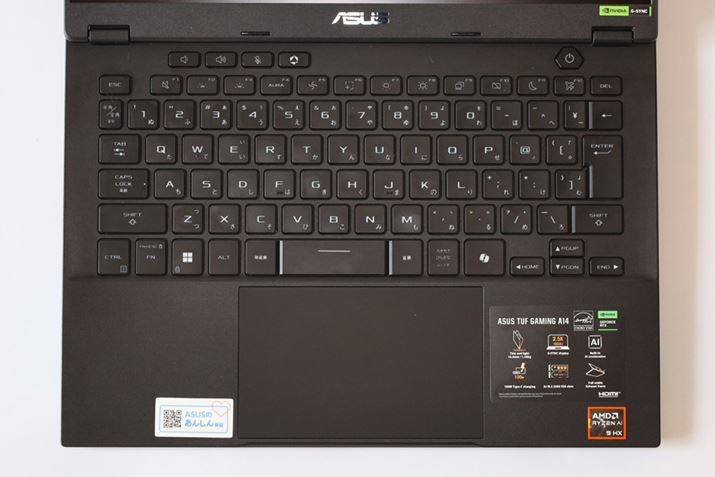 I[\hbNXȃCAEg̃L[{[hB{[A}CÑIEItA샂[hȂǂύXłuArmoury CratevĂяoL[ƗĂ܂