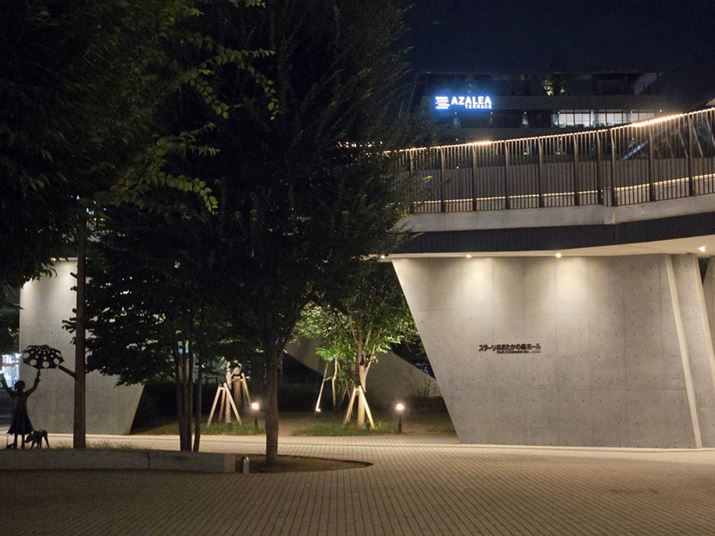 iBeȖ]JAwu␳@\邽ߎ莝ł\BełB3̃J؂ւĂF͂قƂǕςȂ