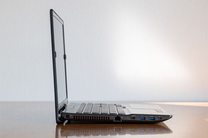 fBXvCグƒʂ킸ɎオAL[{[h[U[֌X