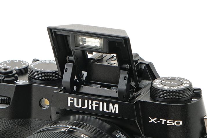 uX-T50v̓tbVBKChio[͖3.9iISO100Emjł