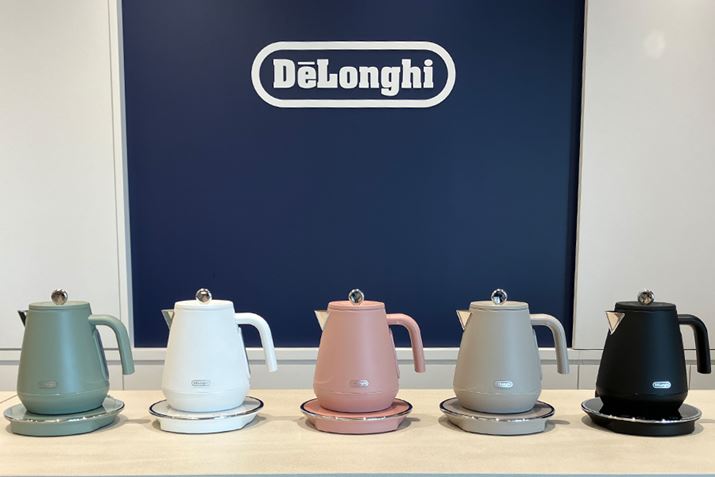 xݒ@\tf̖{̃TCY220ij×200isj×230ijmmŁA{̏dʂ͖0.9kgAeʂ0.8LBJ[5FWJŁAsz艿i17,800~iōj