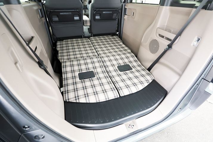 Ȃ̔wOɓ|āA{bNX̍L׎ɃAWƁAʂׂă`FbNɂȂBsNjbNŎgIVȃW[V[gAɕ~悤ȃC[W