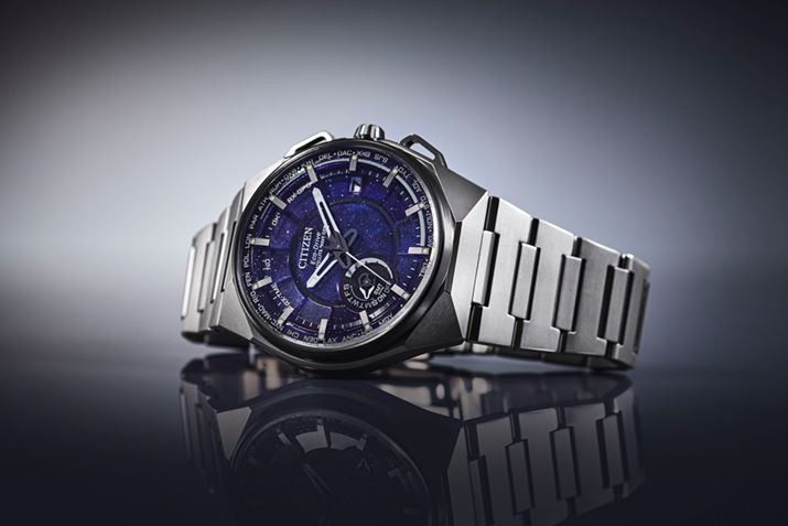 2E4ʒũvbV{^⎞Ej́AlHq̃t[C[W󓴏̃fUC