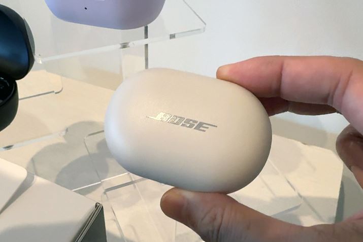 [dP[X̃fUCύXɂȂACX[dɂWőΉ