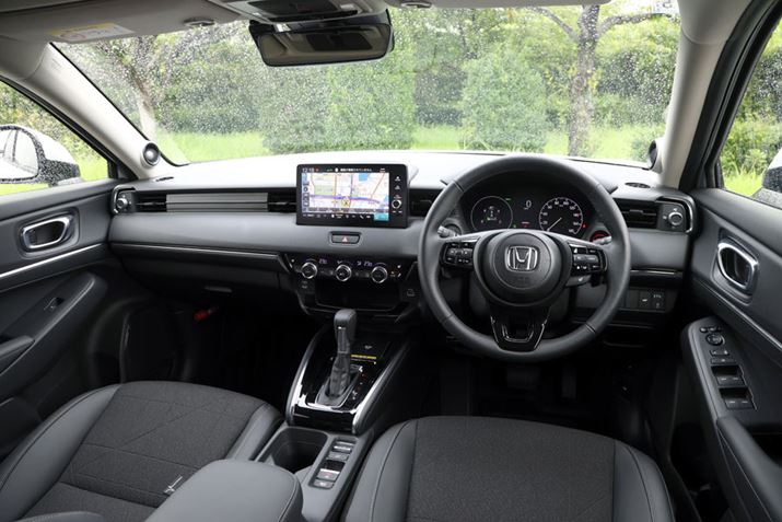 uF[ṽCpĺA܂芴ɂSUV̗͋\B܂ÂGӏɂ͏_炩ȃpbhĂ