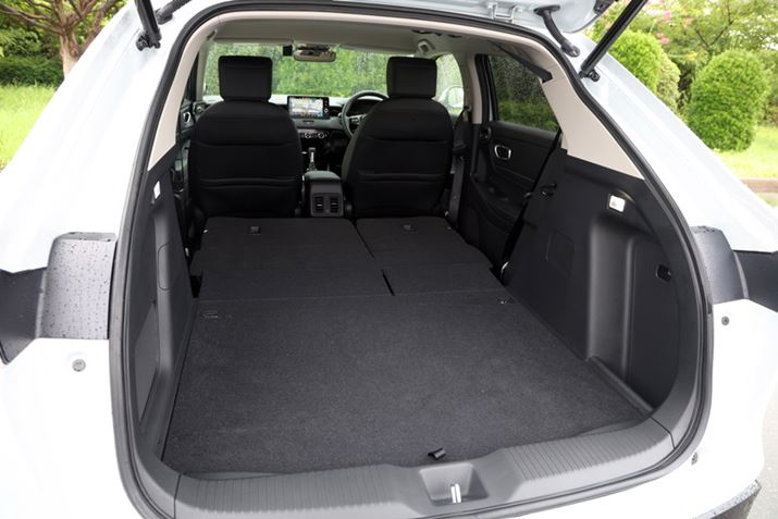 uF[v̉׎̃AV[g𗧂ĂԁijƓ|ԁij