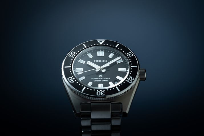 ЉZCR[uvXybNX _Co[XL[o JjJ_Co[Y1965 we[WṽubNubNx[^CvuSBDC197vBTCgi176,000~iōj