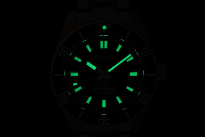 zs\ȐɂẮA̓_Co[YɕK{̃XybNłB{fɑ̐jCfbNXȂǂɓhzꂽ~uCgɂA[CɂĂnbLƎԂǂݎ͂ł