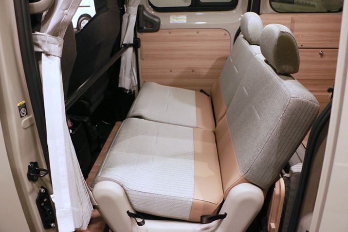 AV[gɂ̓\t@v킹悤Ȑn̗p