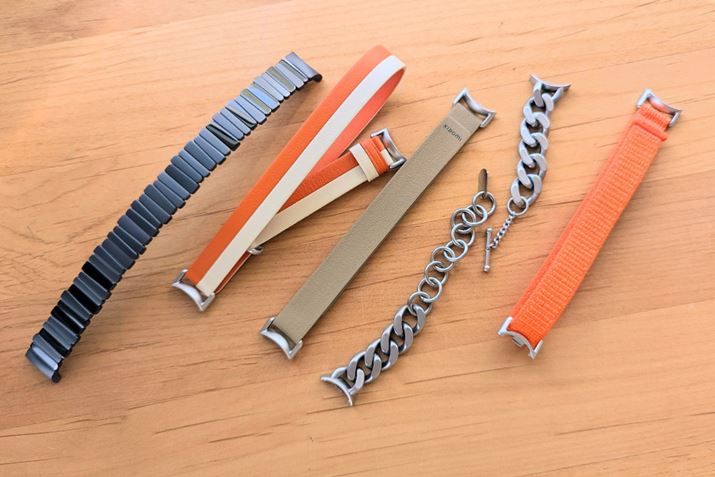 uXiaomi Smart Band 9v̌Xgbv