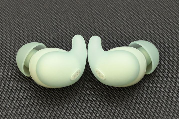 ʂ̂悤ȓƓ̃tHIBcm̂悤ɔяoĂ镔Ǝ́uGAtBbeBOT|[^[vł