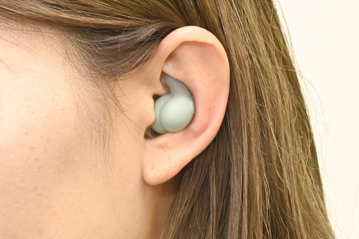 uLinkBuds Fitv𑕒ƂBSn͔ɌyłAƎ́uGAtBbeBOT|[^[v̂ŃCz͂ƎɌŒ肳Ă܂