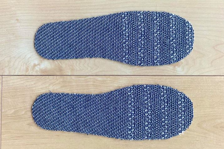 ʐ^オĂȂAʐ^EBƂ̓ȂǂɎ኱̃zĉ́A債͂܂