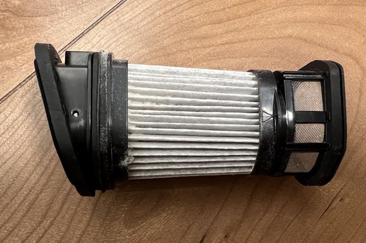 r[pɑ|̃tB^[BdcĂ܂Aȃ{RȂǂ́u_XgXe[VvɈړ悤ł