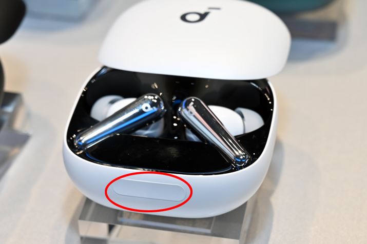 [dP[XO̐Ԃ͂Ƀ^b`o[𓋍