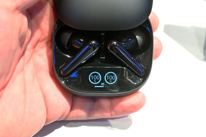 P[X̃t^JƂɃmNXN[𓋍ځBt^̊J^C~OɃobe[cʂmFłقA^b`o[Ƒgݍ킹ămCYLZO@\̃[h⋭x̒P[X瑀삷邱Ƃ\ł